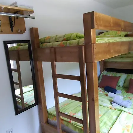 Prenociste Na Drini-vikendica 2 Foča