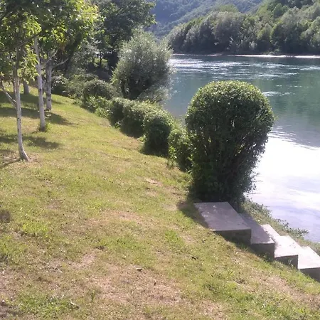 Prenociste Na Drini-vikendica 2