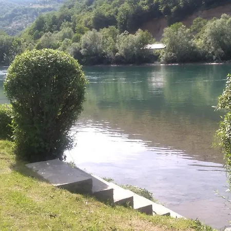 Prenociste Na Drini-vikendica 2 Nyaraló Foča