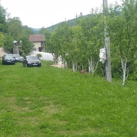 Prenociste Na Drini-vikendica 2 Nyaraló