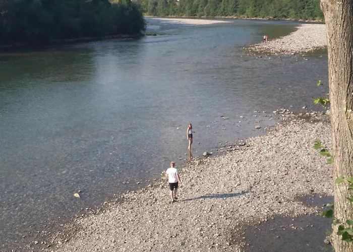 Semesterbostad Prenociste Na Drini-vikendica 2 *