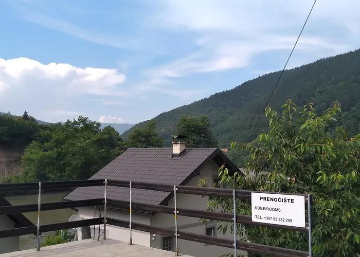 Prenociste Na Drini-vikendica 2 Foca