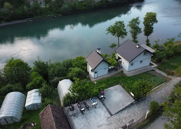 Semesterbostad Prenociste Na Drini-vikendica 2 *