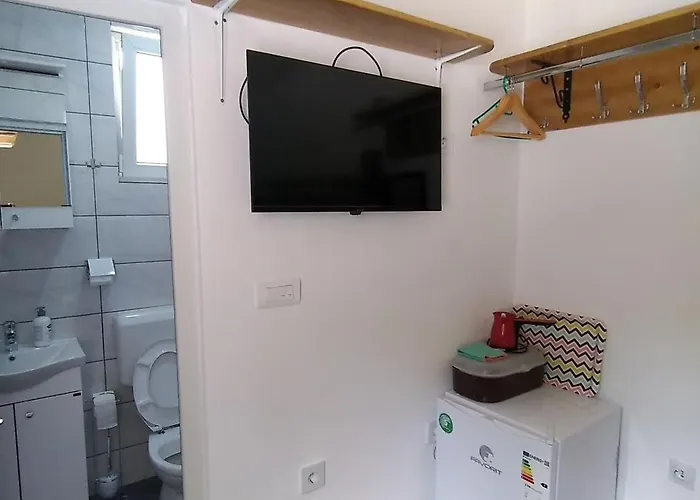 Prenociste Na Drini-vikendica 2