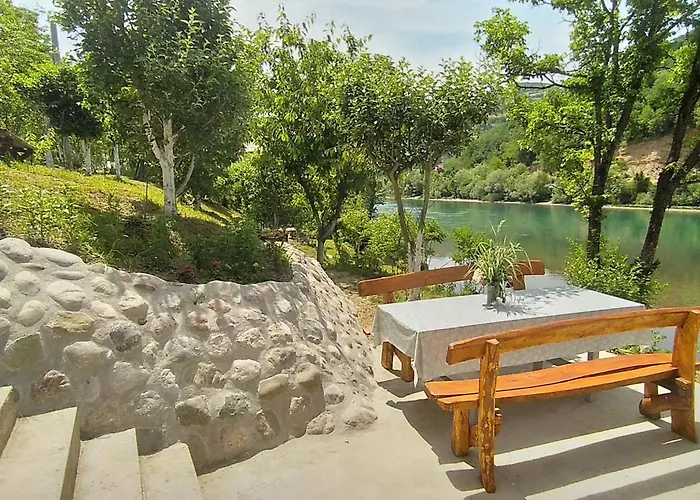 Prenociste Na Drini-vikendica 2 Semesterbostad Foca