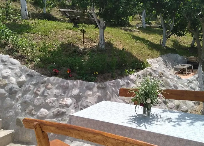 Semesterbostad Prenociste Na Drini-vikendica 2 *