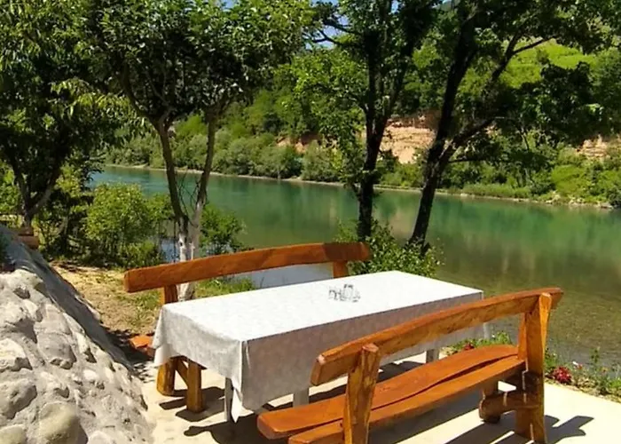 Prenociste Na Drini-vikendica 2 Semesterbostad Foca