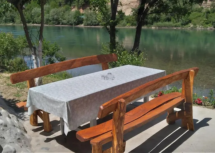 Prenociste Na Drini-vikendica 2 Semesterbostad Foca