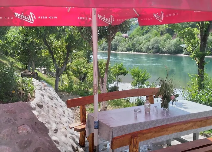 Semesterbostad Prenociste Na Drini-vikendica 2